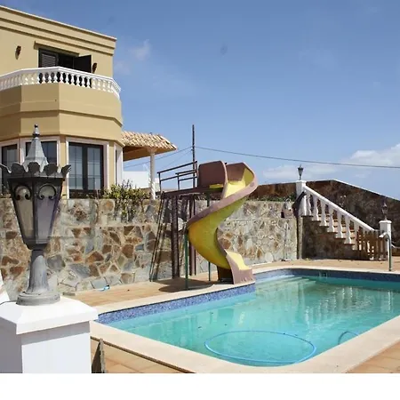 Las Cuevas Villa *